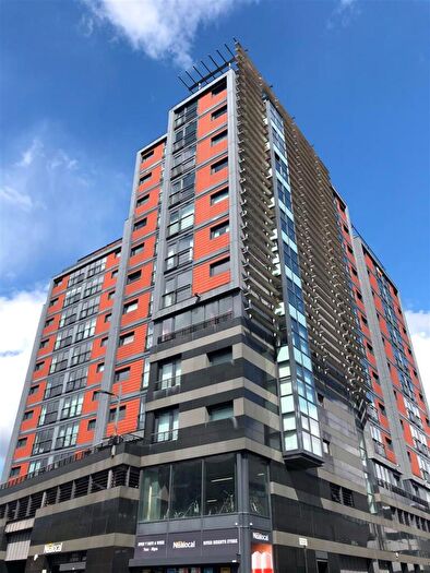 2 Bedroom Flat To Rent In Riverside Heights Lancefield Quay Glasgow, G3