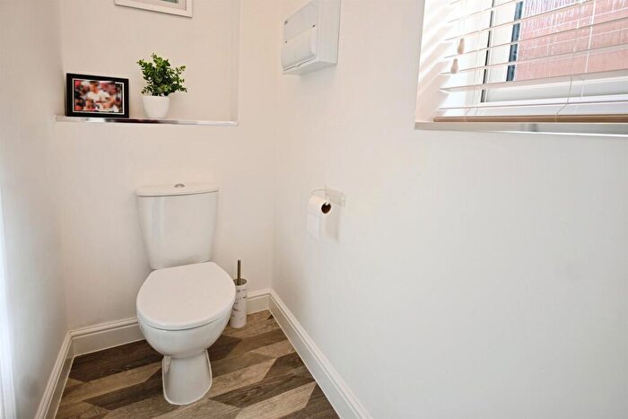 3 Bedroom Semi-Detached House For Sale In Queen Road, Kirton, Boston, PE20