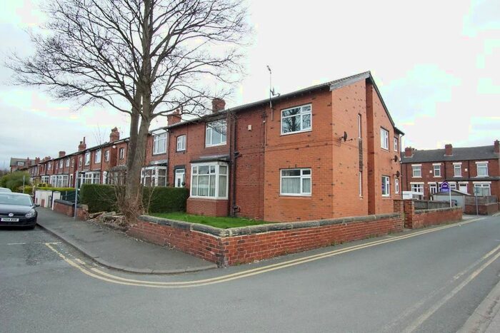 1 Bedroom Flat To Rent In Apartment, Poplar House, Poplar Avenue, Leeds, LS15