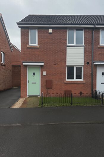 3 Bedroom Semi Detached House To Rent In Lapworth Road, Coventry, CV2