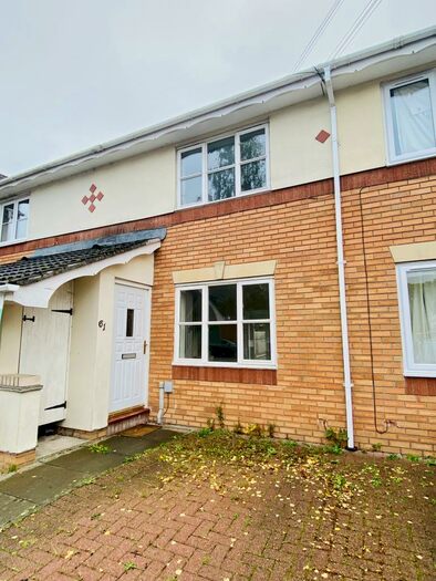 2 Bedroom Terraced House To Rent In Manor Park, NP10