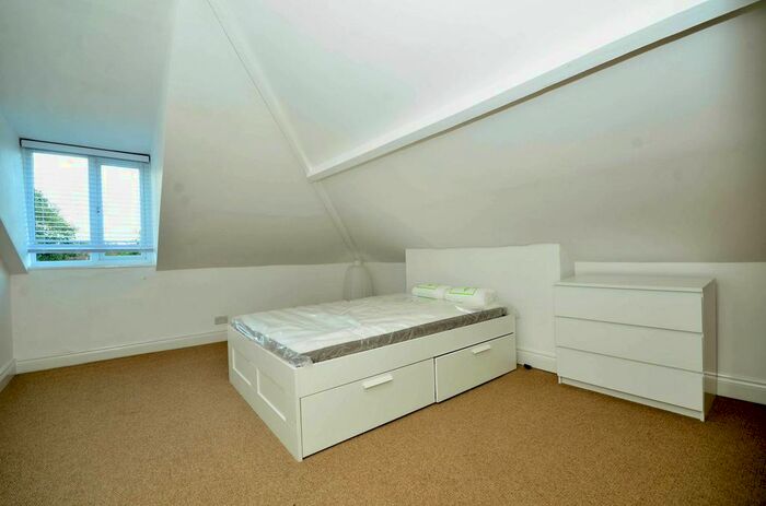 1 Bedroom Flat To Rent In Ealing Broadway, Ealing Broadway, London, W5