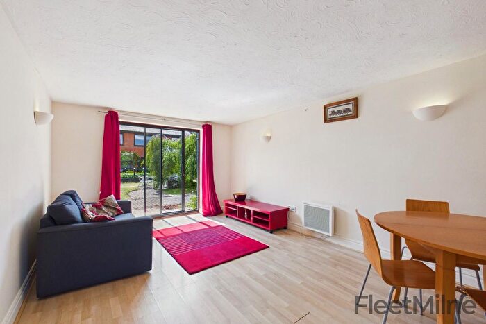 2 Bedroom Flat For Sale In Queens Court, Cox Street, Birmingham, B3