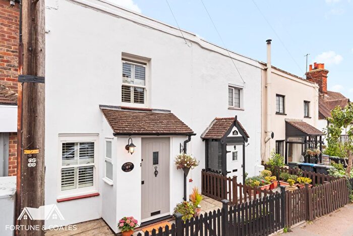 2 Bedroom Terraced House For Sale In High Street, Roydon, Harlow, CM19