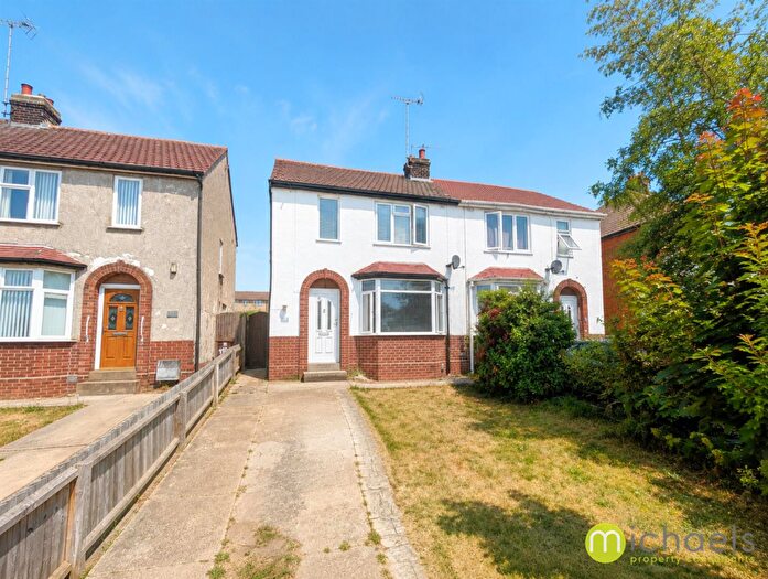 3 Bedroom Semi-Detached House To Rent In St. Andrews Avenue, Colchester, CO4