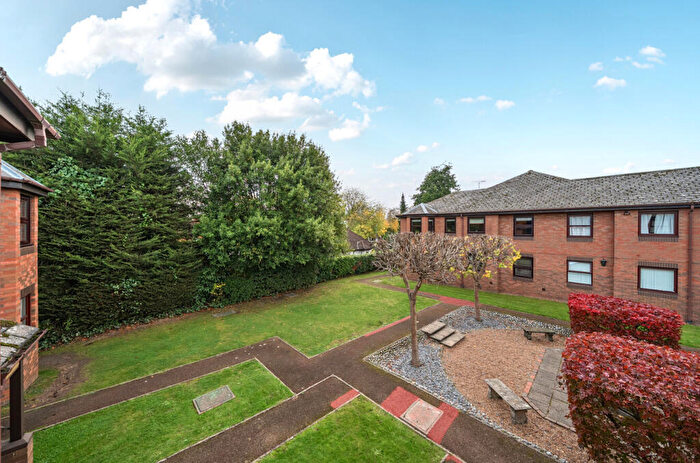 1 Bedroom Maisonette For Sale In Parkgate, Windsor Lane, Burnham, SL1