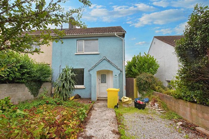 2 Bedroom Semi-Detached House For Sale In Tresaderns Road, Redruth, TR15