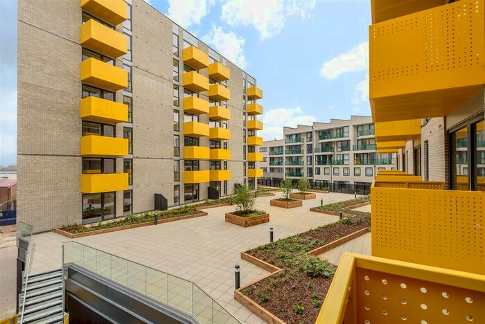 1 Bedroom Flat To Rent In Machine Works House, Pressing Lane, Hayes, UB3