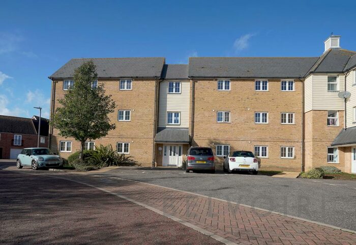 2 Bedroom Flat To Rent In Weyland Drive, Off Winstree Road, Heathlands, Colchester, CO3