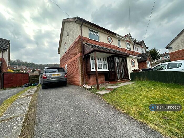 2 Bedroom End Of Terrace House To Rent In Lon Goed, Holywell, CH8