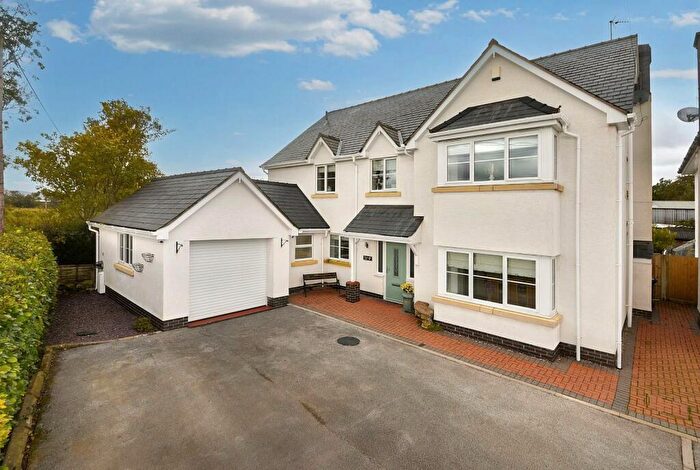 5 Bedroom Detached House For Sale In Rhosesmor, Mold, CH7