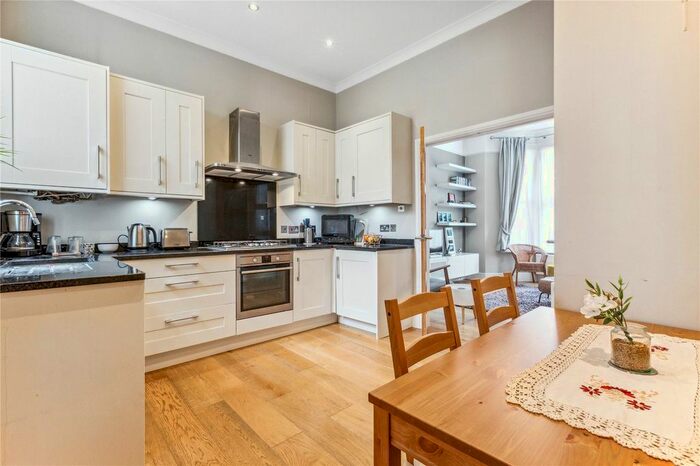 1 Bedroom Flat To Rent In Annandale Road, Turnham Green, W4