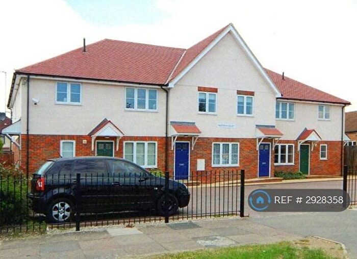 2 Bedroom Maisonette To Rent In Padora Court, Harrow, HA3