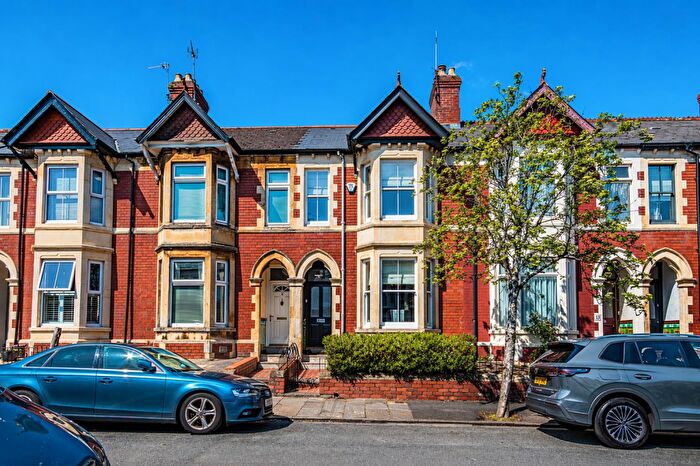 4 Bedroom Terraced House For Sale In Deri Road, Penylan, Cardiff, CF23