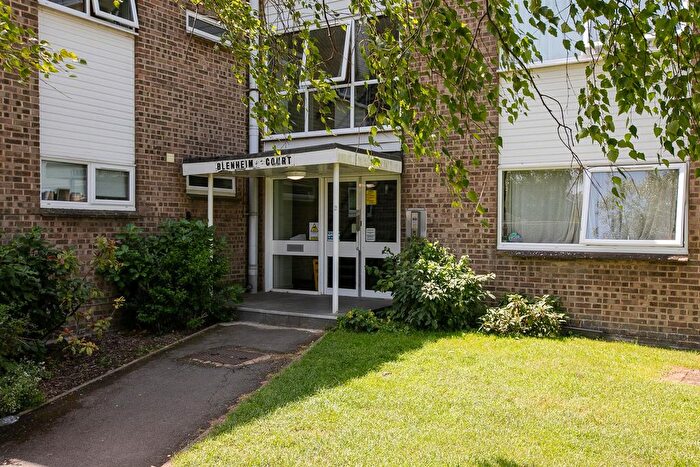 Studio For Sale In Shakespeare Road, Royal Wootton Bassett, Swindon, SN4