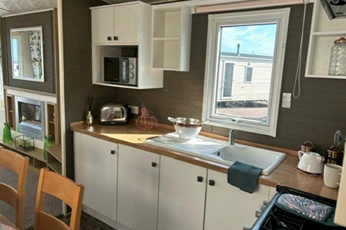2 Bedroom Caravan For Sale In Pevensey Bay Holiday Park, Pevensey Bay, Eastbourne, East Sussex, BN24