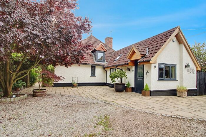 4 Bedroom Detached House For Sale In Abbotsley Road, Croxton, St. Neots, PE19