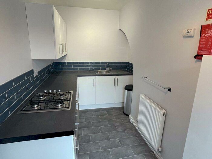 1 Bedroom Flat To Rent In St Albans Road, Leicester, LE2