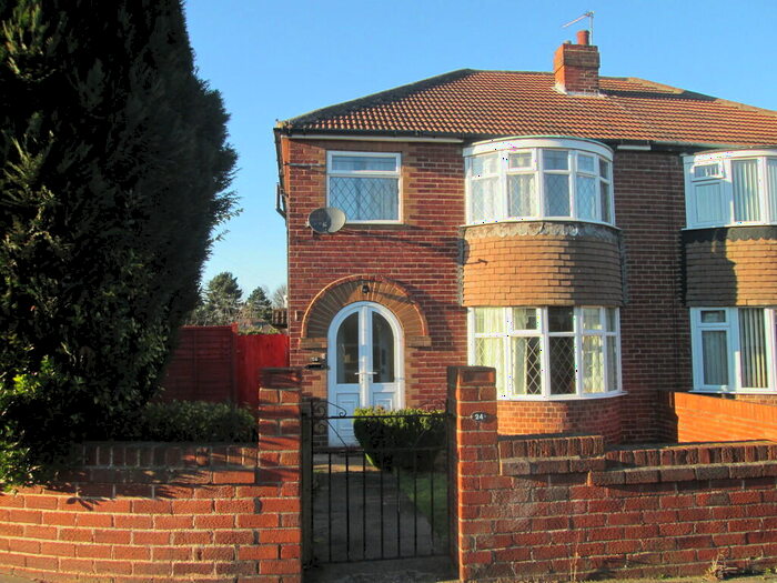3 Bedroom Semi-Detached House To Rent In Highbury Avenue, Bessacarr, DN4
