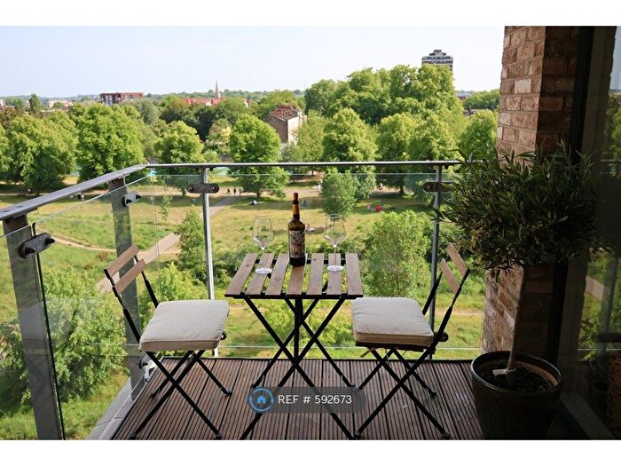 2 Bedroom Flat To Rent In Albany Road, London, SE5