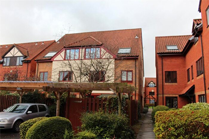 2 Bedroom Apartment To Rent In Hope Court, Canada Way, Baltic Wharf, Bristol, BS1