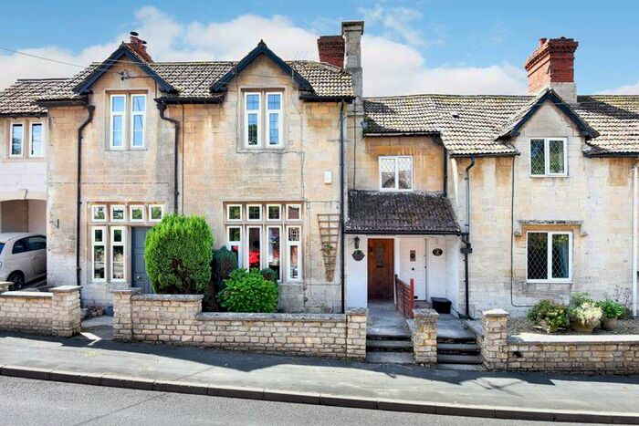 3 Bedroom Terraced House For Sale In Bratton Road, Trowbridge, BA14