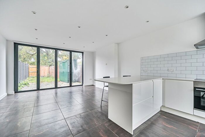 3 Bedroom Terraced House For Sale In Upton Close, Henley-On-Thames, Oxfordshire, RG9