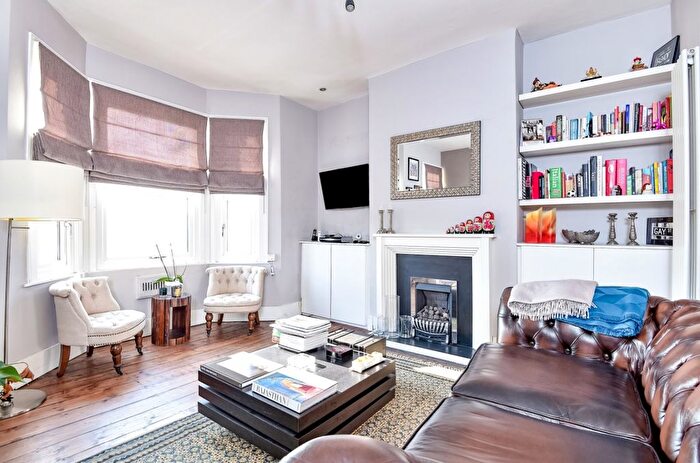 1 Bedroom Property To Rent In Dorchester Grove, Chiswick, London, W4