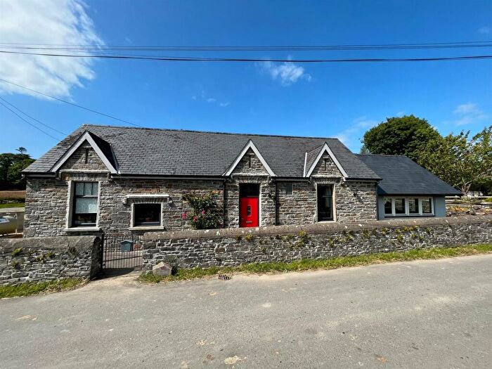 4 Bedroom Detached House For Sale In Talsarn, SA48