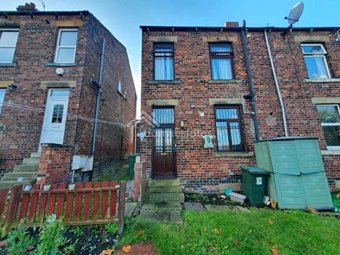 1 Bedroom Terraced House To Rent In Walker Street, Dewsbury, WF12