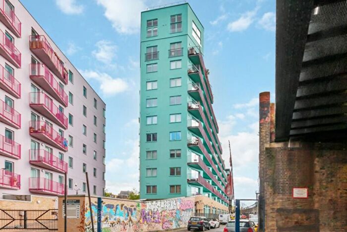 2 Bedroom Property To Rent In Steedman Street, London, SE17