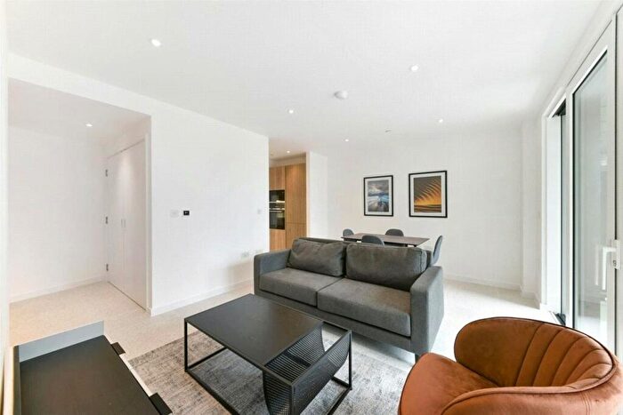 2 Bedroom Apartment To Rent In Georgette North, The Silk District, Whitechapel, London, E1