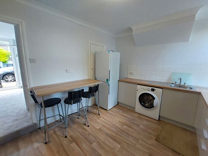 2 Bedroom Terraced House To Rent In Borough Hill, Croydon, CR0