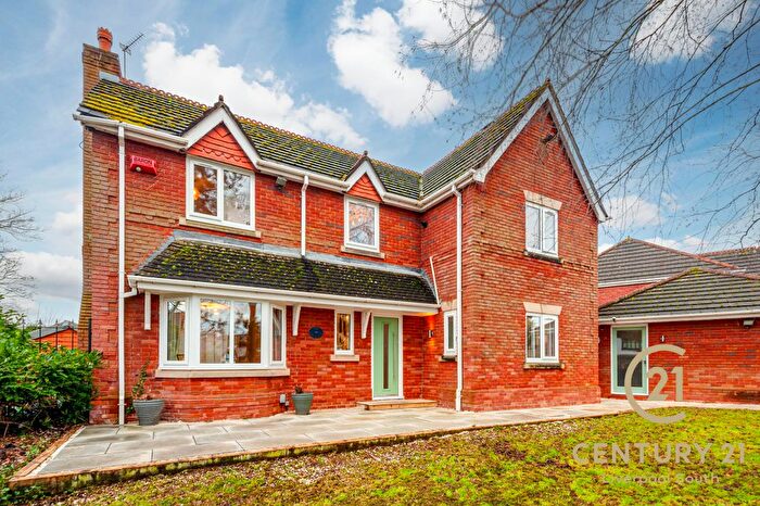 4 Bedroom Detached House For Sale In Stowe Close, Woolton, Liverpool, L25