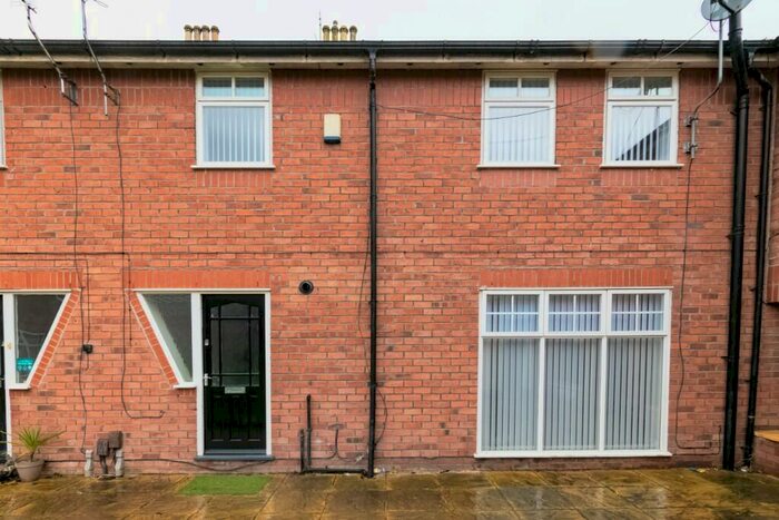 3 Bedroom Terraced House To Rent In Devonshire Road, Liverpool, Merseyside, L8