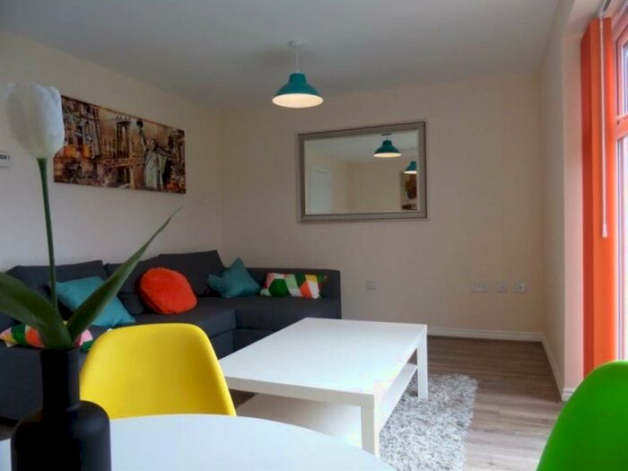 4 Bedroom End Of Terrace House To Rent In Cherry Tree Drive, Coventry, CV4