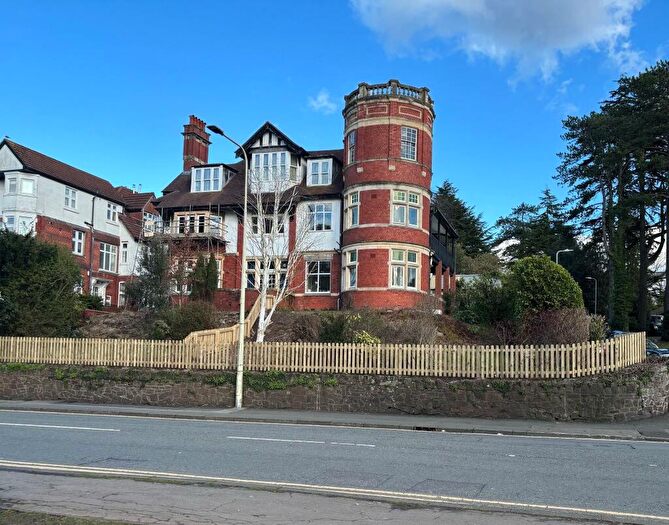 3 Bedroom Flat To Rent In Cefyn Coed Road, Roath Park, Cardiff, CF23