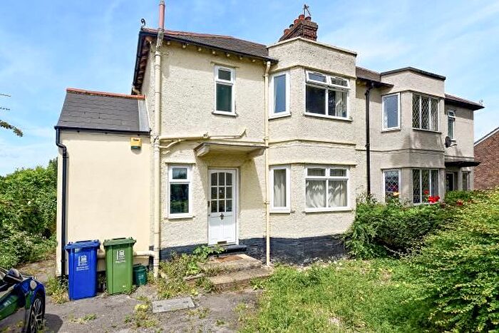 4 Bedroom Semi Detached House To Rent In Botley Road, Botley, OX2