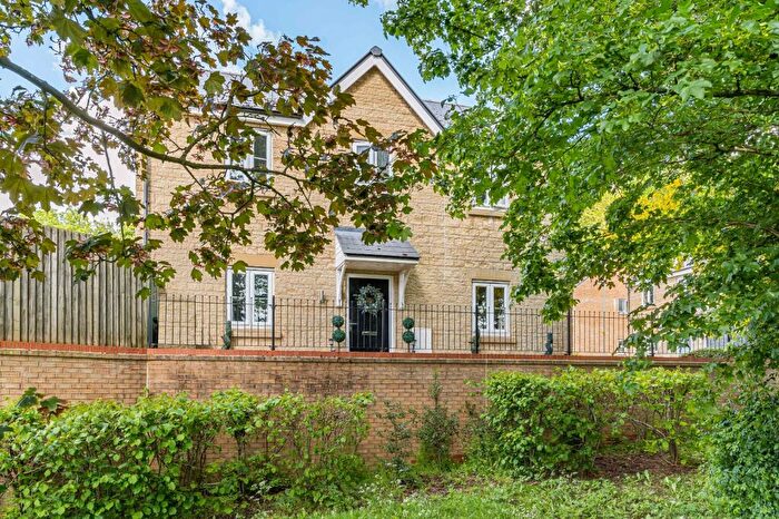 3 Bedroom Detached House For Sale In Bicknell Close, Northleach, Cheltenham, Gloucestershire, GL54