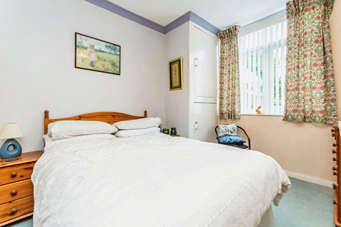 4 Bedroom Detached House For Sale In Matlock Road, Caterham, Surrey, CR3