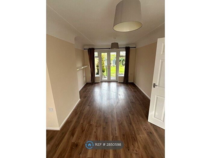 3 Bedroom Semi Detached House To Rent In Beechwood Avenue, Liverpool, L26