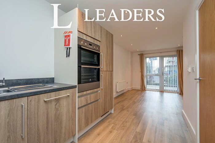 1 Bedroom Apartment To Rent In Station View, Guildford, GU1
