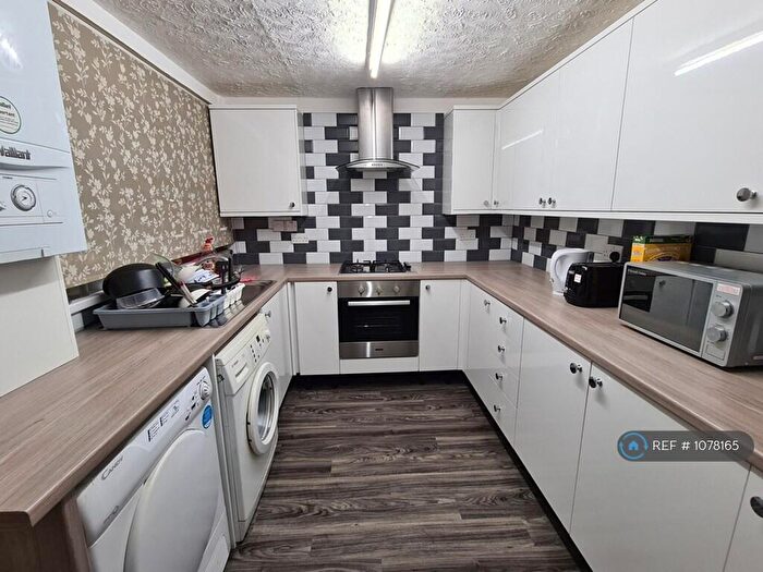 5 Bedroom Terraced House To Rent In Banff Road, Manchester, M14