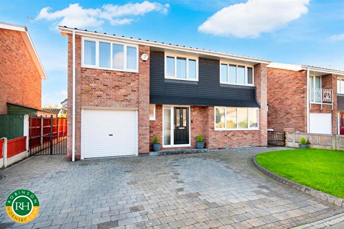4 Bedroom Detached House For Sale In Howden Close, Doncaster, DN4