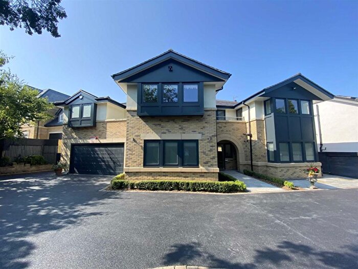 5 Bedroom Detached House To Rent In Delahays Drive, Hale, Altrincham, WA15