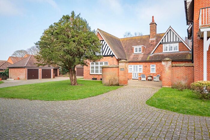 3 Bedroom Semi-Detached House For Sale In Overstrand Road, Cromer, NR27