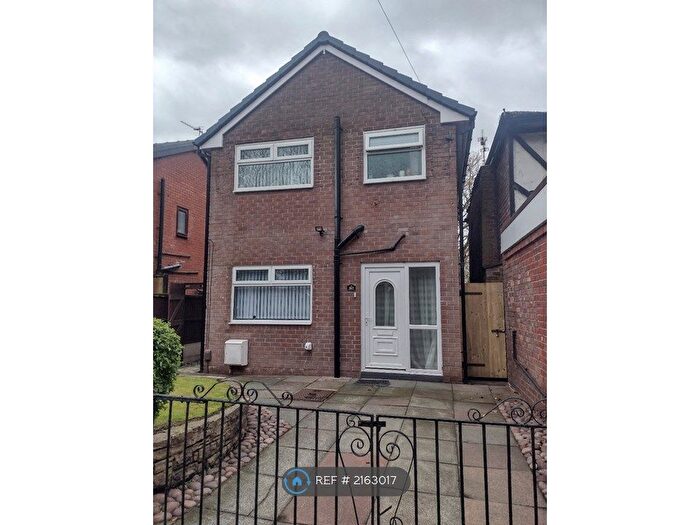 3 Bedroom Detached House To Rent In Walkers Lane, St .Helens, WA9