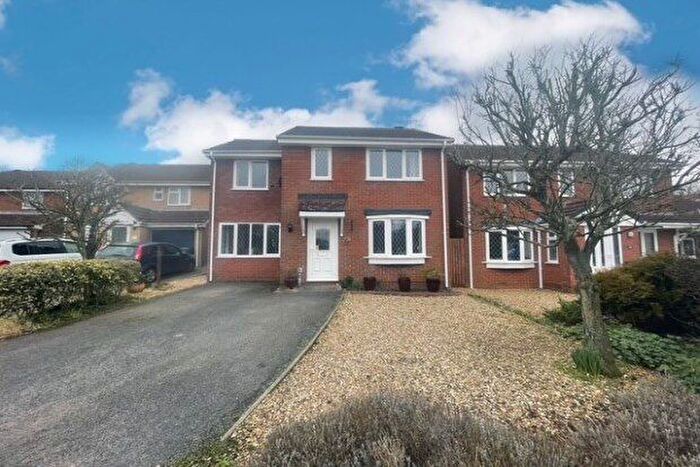 4 Bedroom Detached House To Rent In Merlin Park, Bristol, BS20