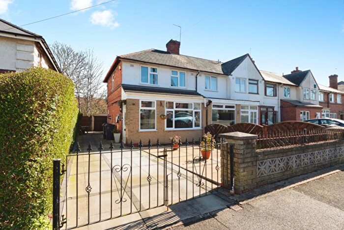 3 Bedroom End Of Terrace House For Sale In Tavistock Road, Acocks Green, Birmingham, West Midlands, B27