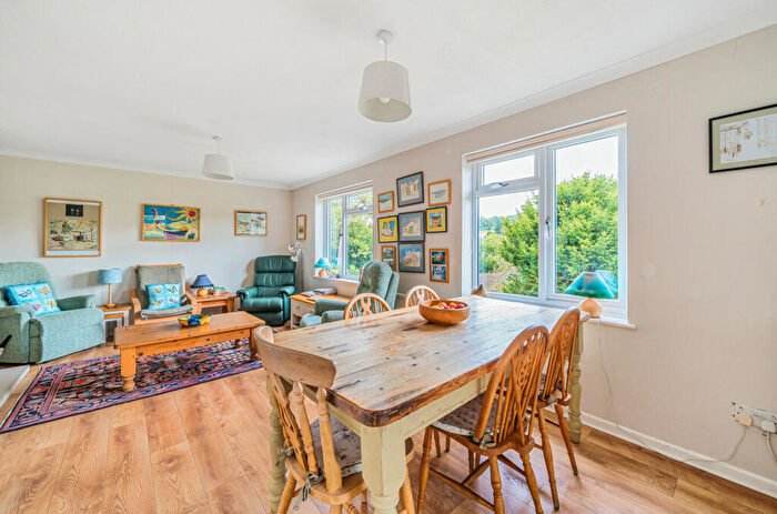 4 Bedroom Detached House For Sale In Chestnut Close, Nailsworth, GL6